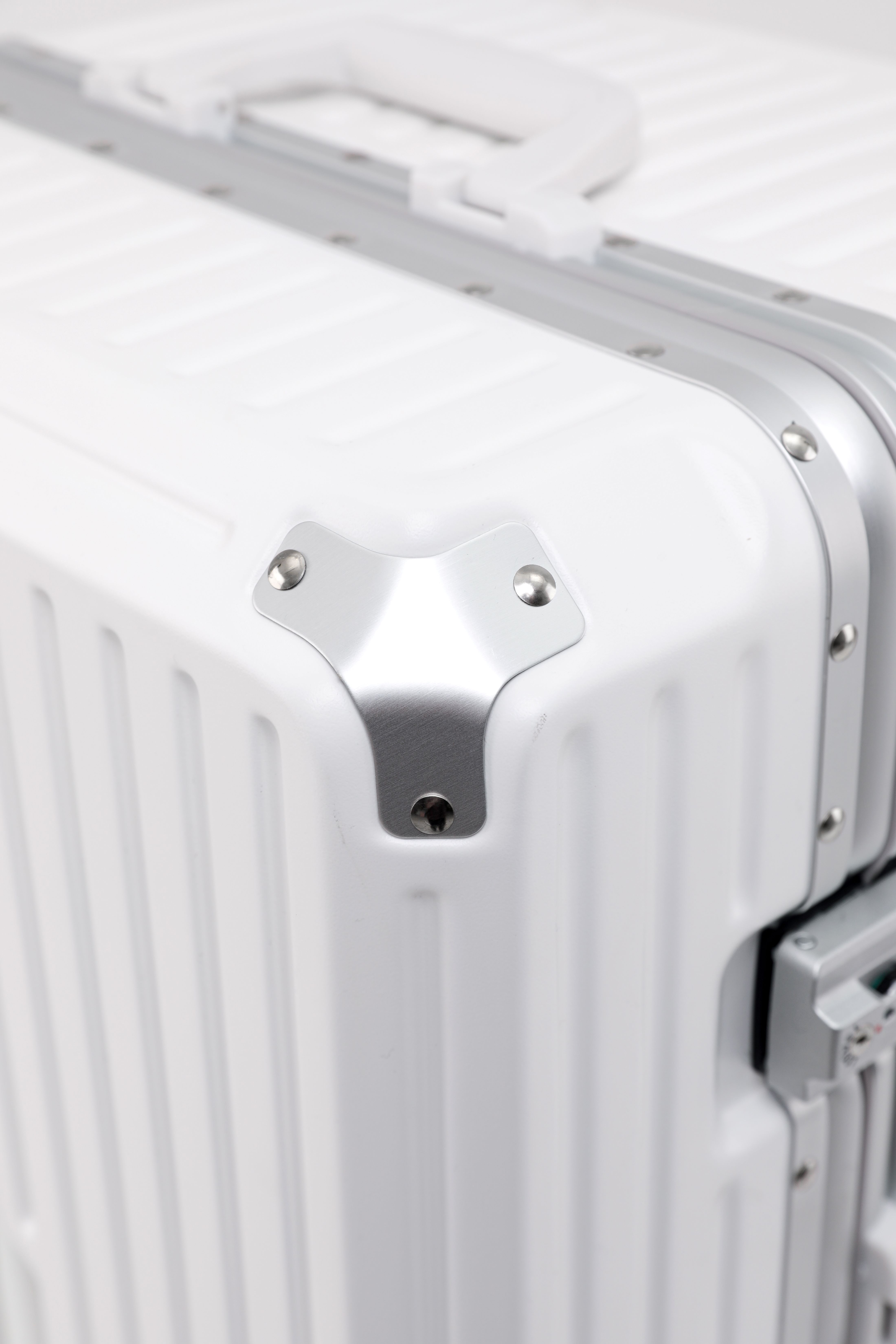 ABS grand sport conception populaire cadre en aluminium bagages coffre spinner roues et porte-gobelet valise ensembles