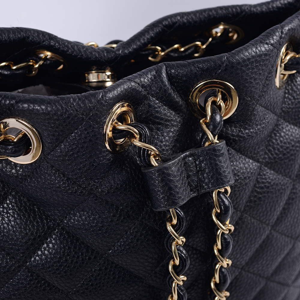 Sac à dos classique pour femmes, chaîne en or noir, sac décontracté en cuir de haute qualité